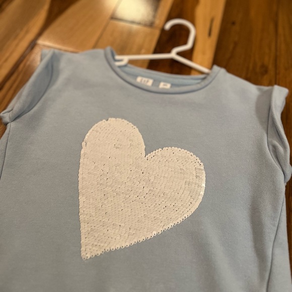 GAP. Size S (6-7). Blue sequin silver/white heart tunic sweater dress - Picture 3 of 8